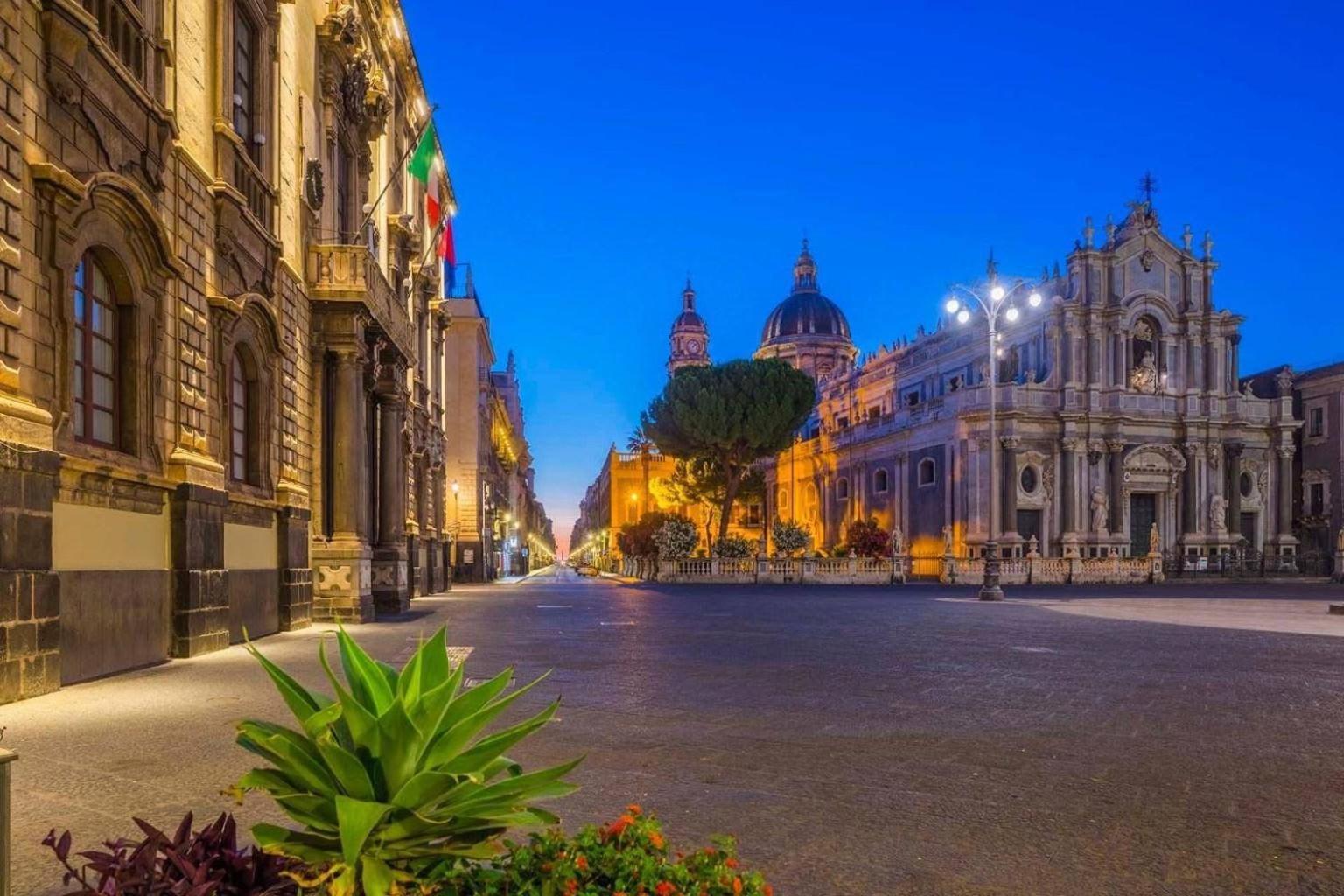 Holiday home Ficurinias House-catania Location-secure Parking